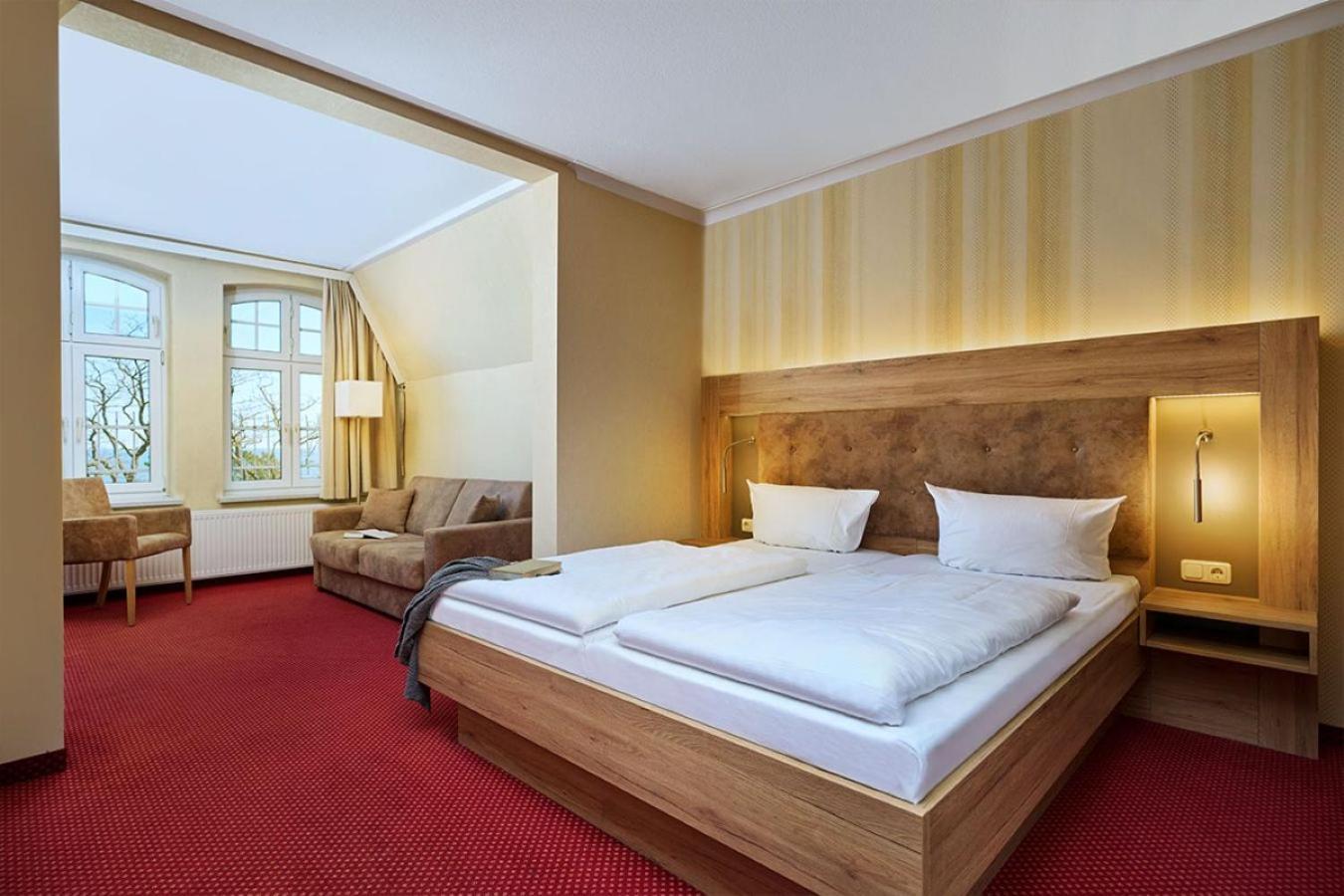 Doppelzimmer Meerseite mit Erker
